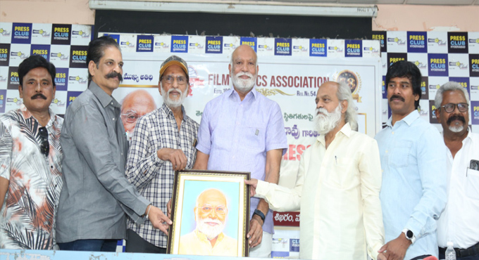 Chief Ministers Of The Telugu States Should Hold Discussions With Small Producers Chadalavada Srinivasa Rao