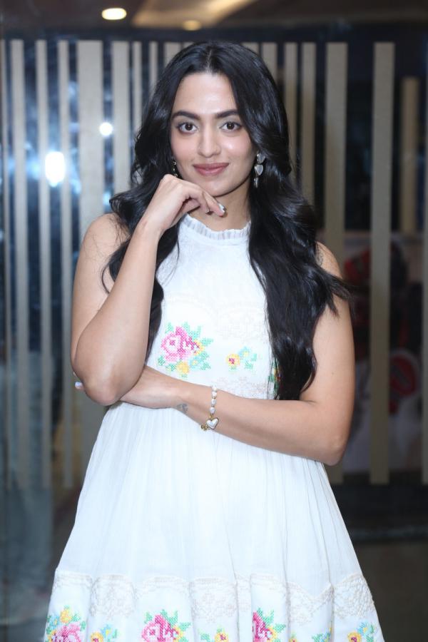 Malavika Nair (23)