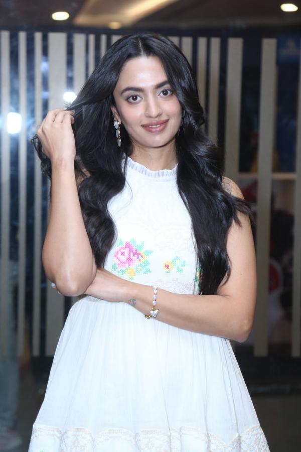 Malavika Nair (34)