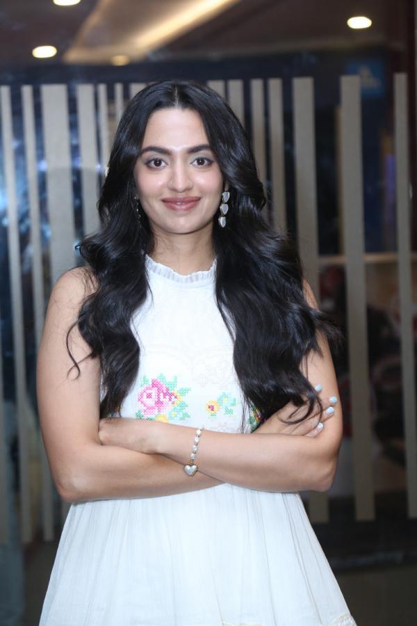 Malavika Nair (35)