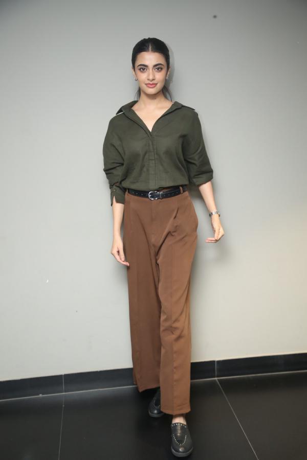 Rhea Singha (32)