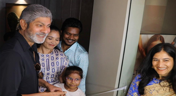 Jagapathi Babu Launches Ram Koniki’s New “Koniki Luxe” Skincare in Hyderabad Jagapathi Babu Launches Ram Koniki’s New “Koniki Luxe” Skincare in Hyderabad