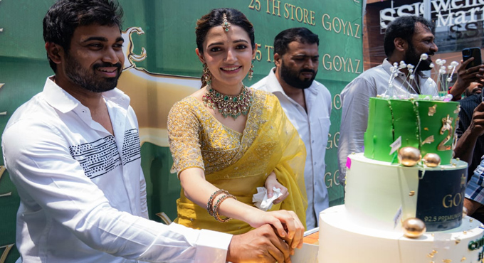 GOYAZ, Silver Jubilee Store in Srikakulam by Actress Ms. NEHA SHETTY GOYAZ, Silver Jubilee Store in Srikakulam by Actress Ms. NEHA SHETTY