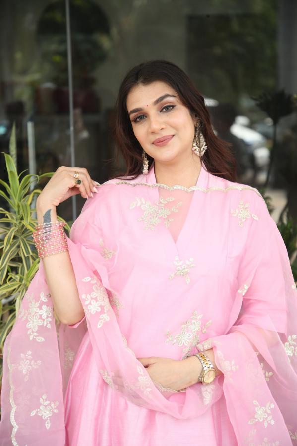 9H6A6608_2000x1333