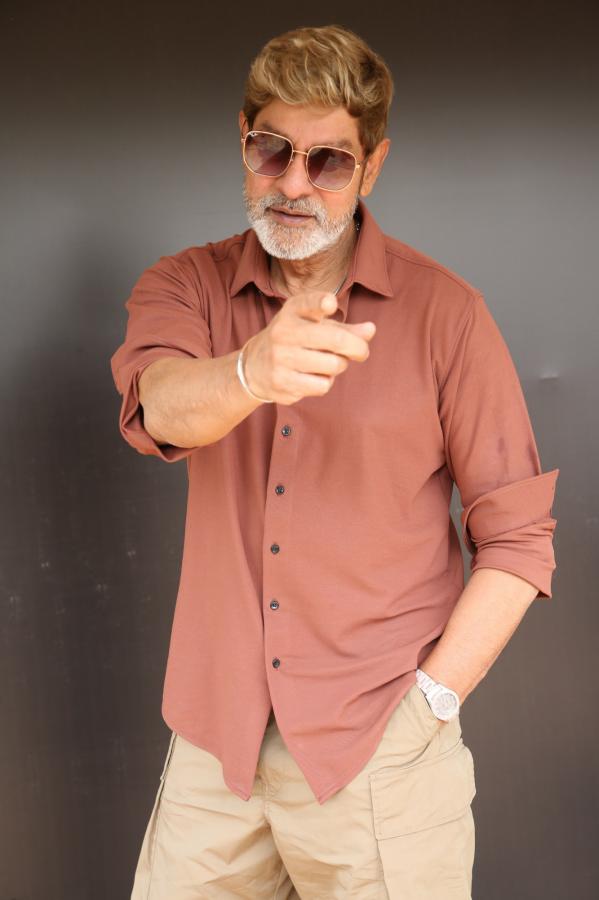 Jagapati Babu (30)