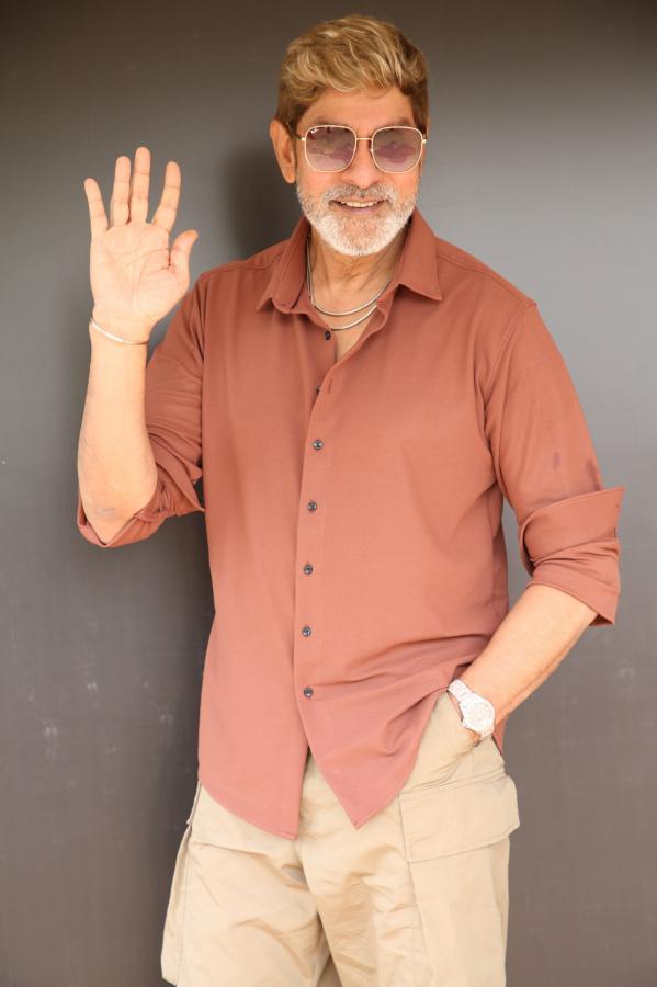 Jagapati Babu (9)