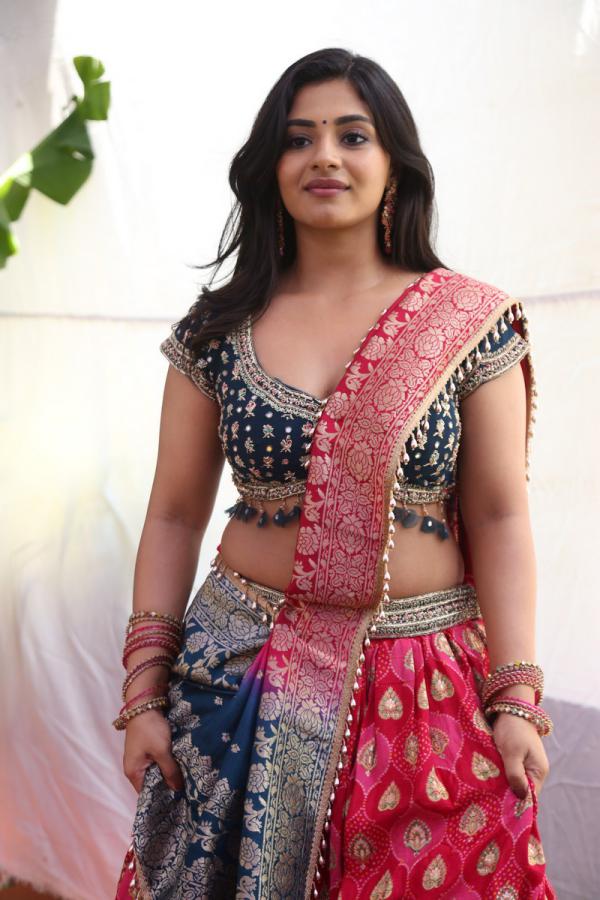 Nayan Sarika (17)