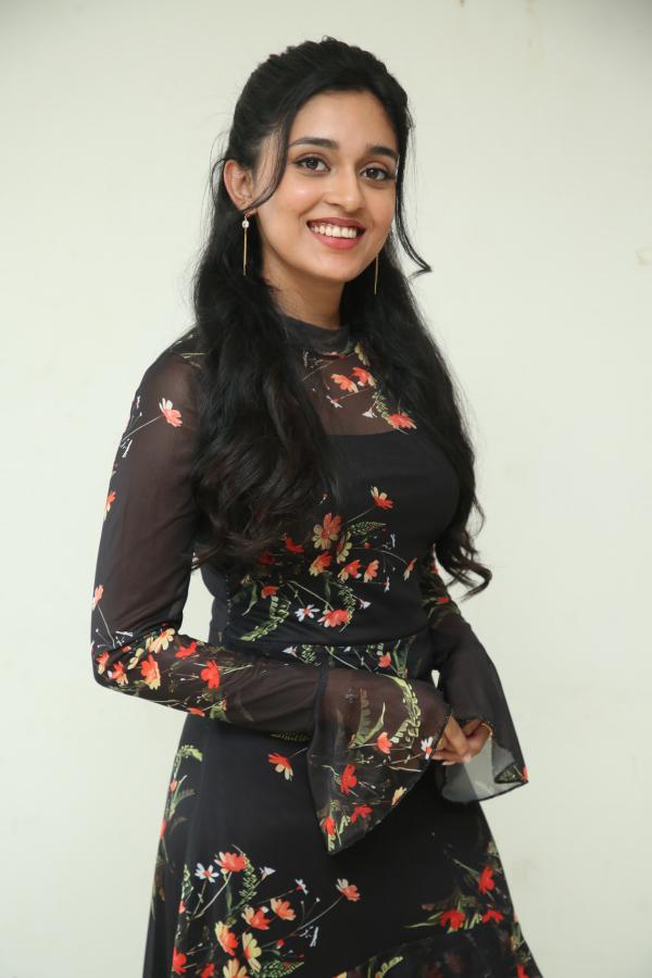 Nidhi Pradeep (11)