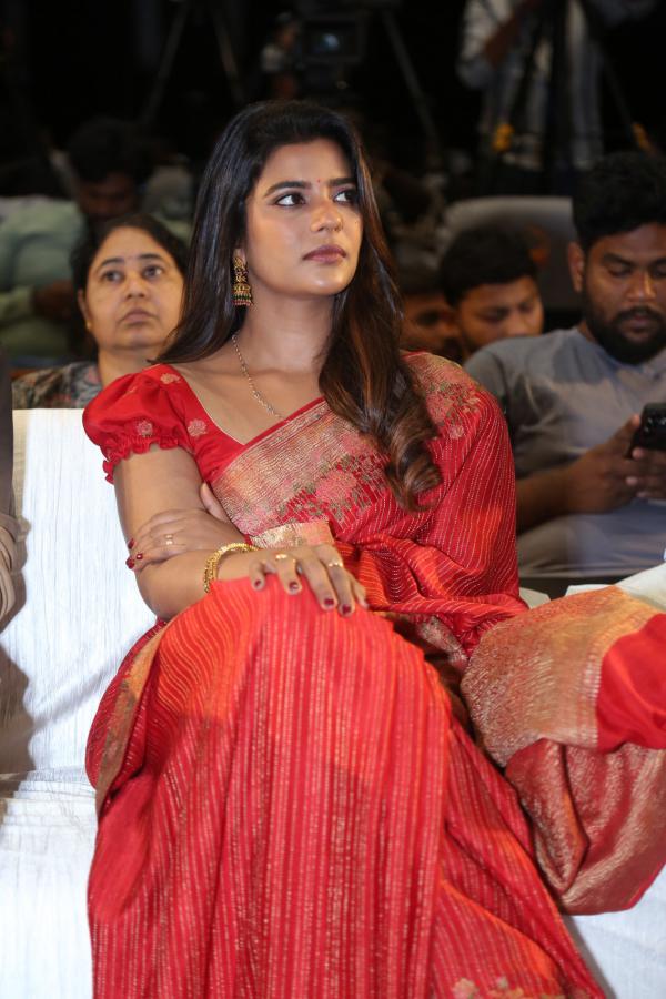Aishwarya Rajesh (4)