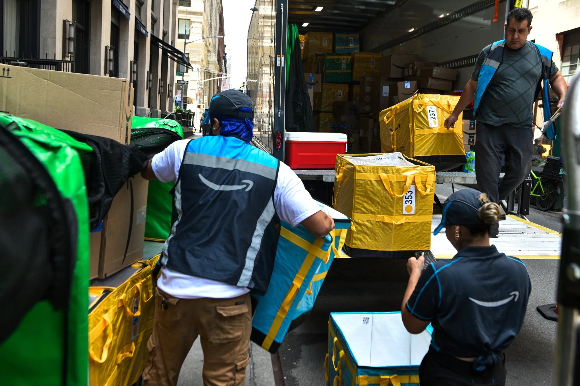 Amazon And Flipkarts Rapid Delivery Push Wipes Out 15 Billion From Competitors Eternal And Swiggy