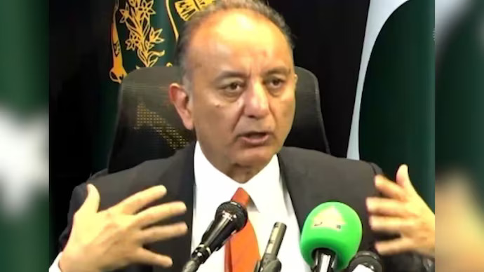Pakistans Rants Will Chop Off Indias Hands 