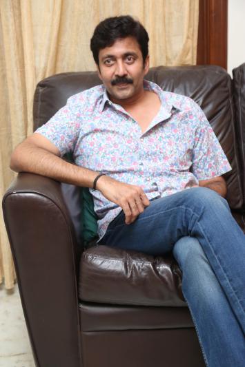 Vadde Naveen (36)