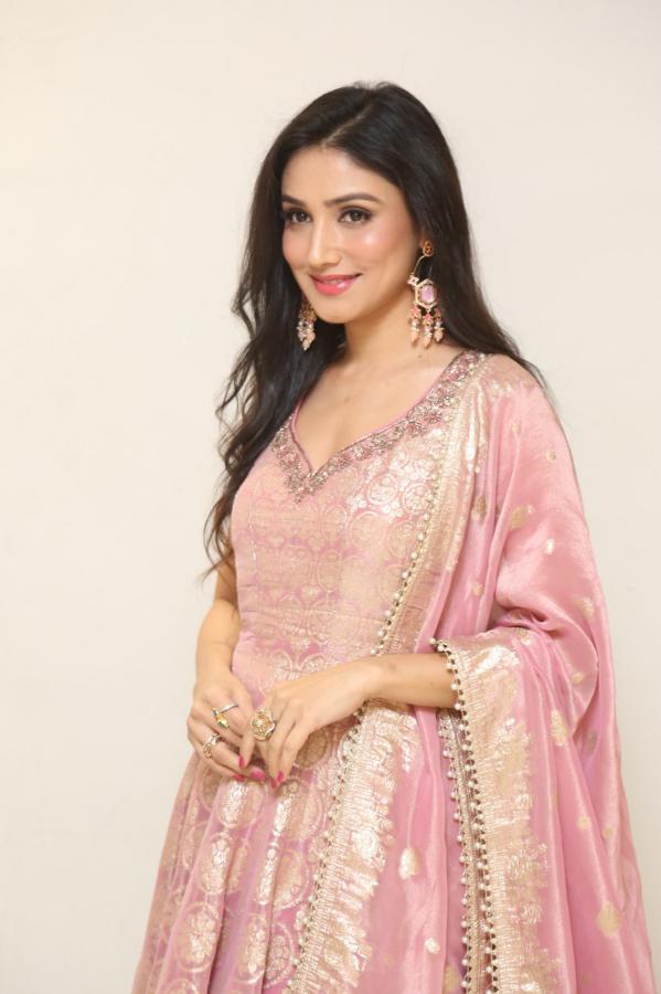 Donal Bisht Stills Donal Bisht Stills