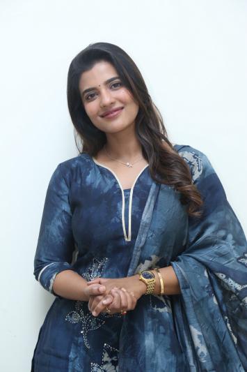Aishwarya Rajesh (32)