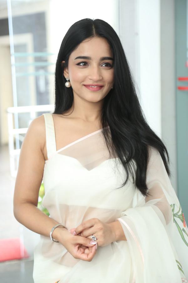Visakha Dhiman (60)