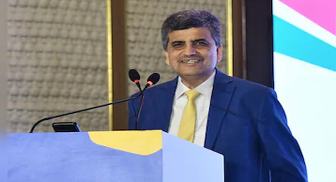 IRDAI Chief Urges Insurers to Eliminate Dark Patterns From Websites, Apps Irdai Chief Urges Insurers To Eliminate Dark Patterns From Websites Apps