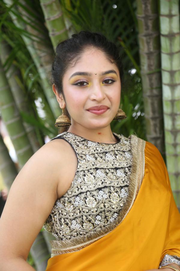 Aria Menon (3)