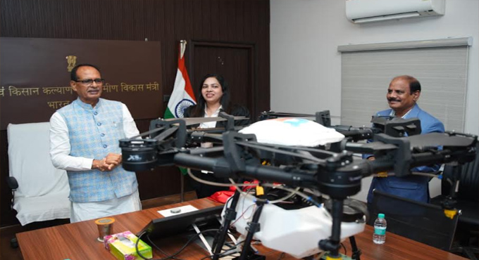 Hyderabad Drone Startup Akinanalytics Launches Indigenous Nika2 Kisan Medium Drone For Farmers 