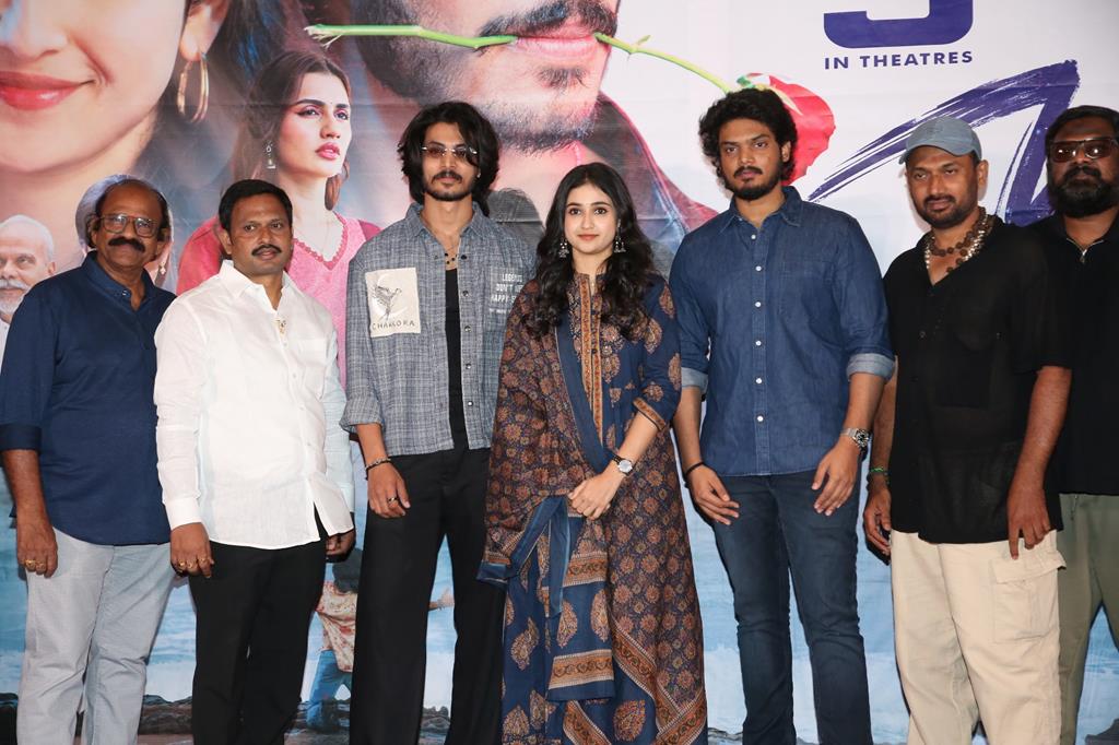 Akash Jagannadh Graces the Grand Trailer Launch Event of Chakkora – Lunar Love Bird Akash Jagannadh Graces The Grand Trailer Launch Event Of Chakkora Lunar Love Bird