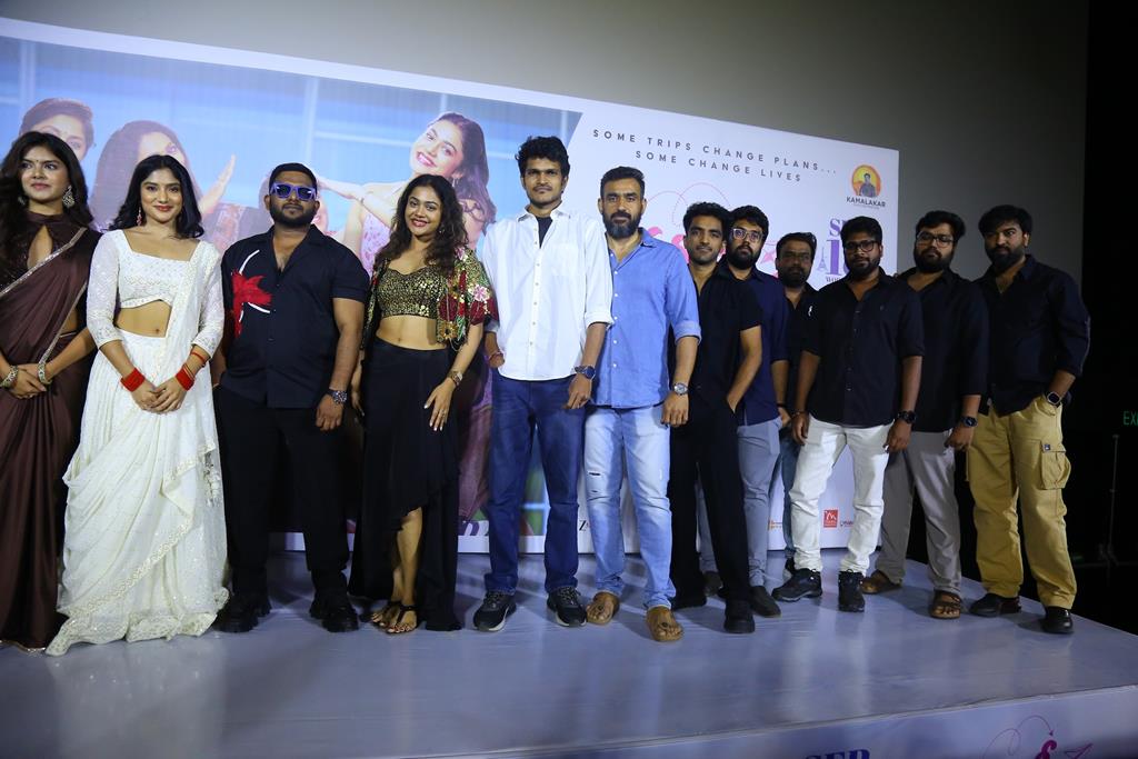 Happy Journey Movie Trailer Launch (9) (Copy)