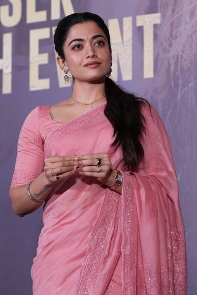 Rashmika Mandanna (41) (Copy)