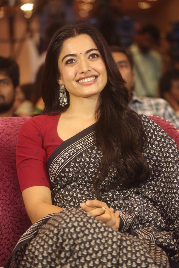 Rashmika Mandanna (49) (Copy)