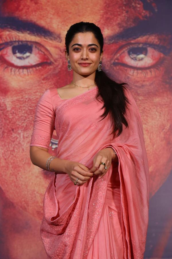Rashmika Mandanna (86) (Copy)