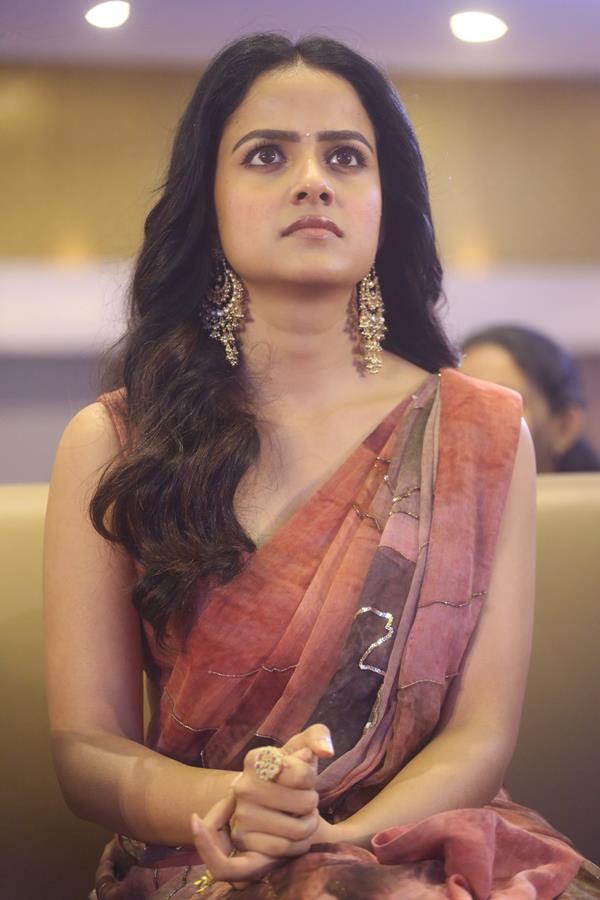 Vaishnavi Chaitanya (57) (Copy)