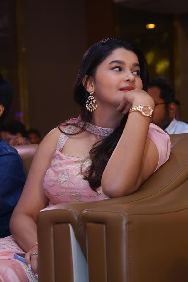 Yuvina Parthavi (38) (Copy)