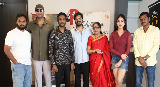 Tidutunna Kodutunna Love Song From Mugguru Kothulu Released By Anup Rubens