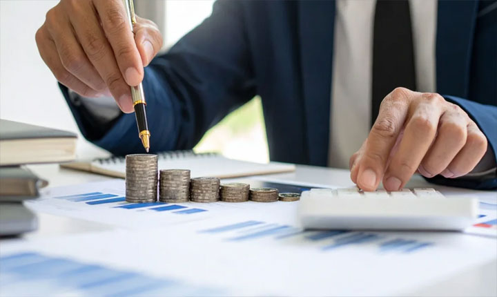 Aon Survey Projects 9.1% Salary Growth in India for 2027, NBFCs and Energy Sectors to Lead Aon Survey Projects 9 1 Salary Growth In India For 2027 Nbfcs And Energy Sectors To Lead