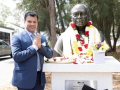PV Statue Unveiled in Australia