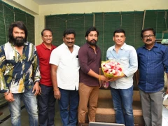 Dil Raju Launched Badmashgallaki Bumper Offer 1st Song