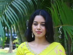 Mirnalini Ravi Stills
