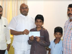 Ravi Potluri Helps to Guntur Students
