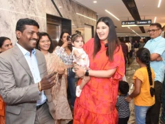 Anam Mirza launch HunyHuny's first store in Hyderabad