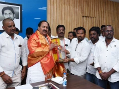 Nayee Brahmin Sangam Felicitation to Kottu Satyanarayana