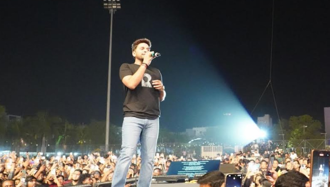 Singer Karthik put up a spectacular show at TKR college fest Shiznay 2024