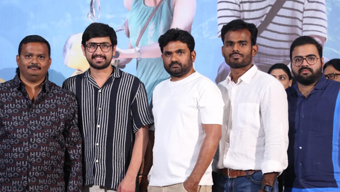 Director Maruthi Launched Hilarious Teaser Of Bhale Unnade