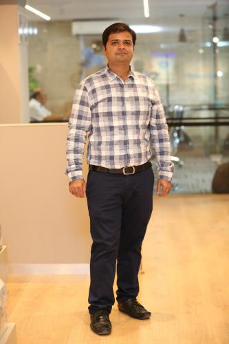 10-Amit-Host.jpg