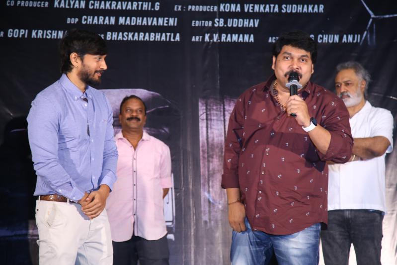 100-crores-move-poster-launch-press-meet-7.jpg