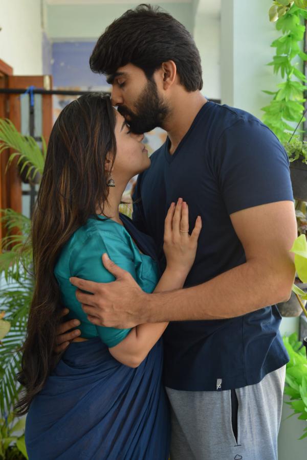 14-days-movie-stills-2.jpg