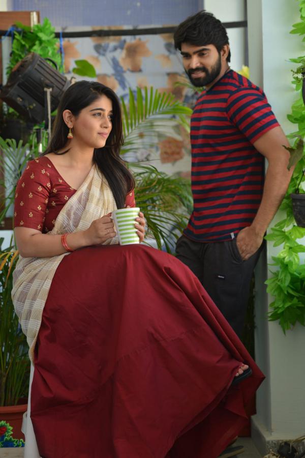 14-days-movie-stills-3.jpg