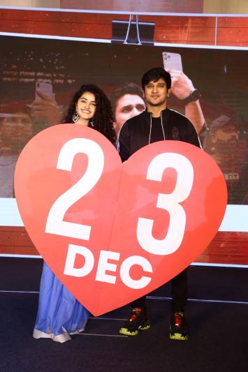 18-pages-movie-song-launch-15.jpg