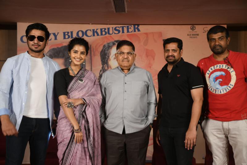18-pages-movie-success-meet-4.jpg