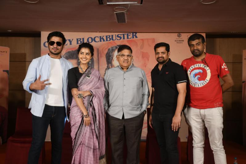 18-pages-movie-success-meet-5.jpg