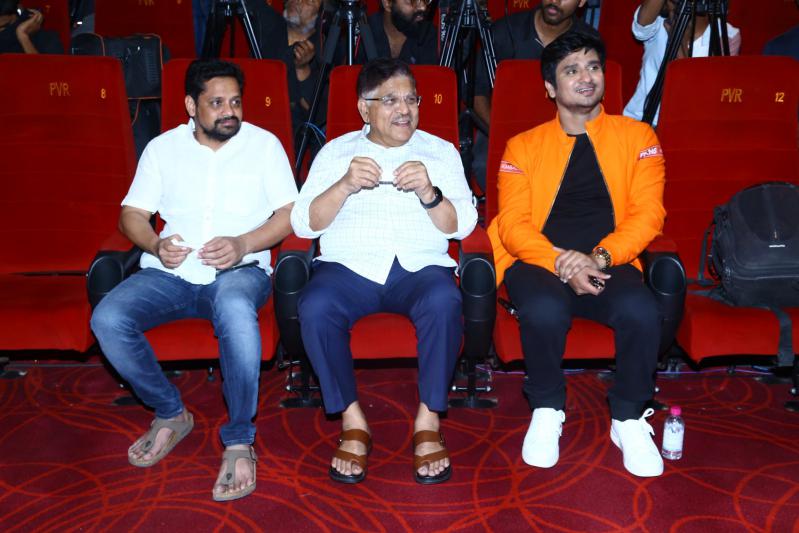 18-pages-movie-trailer-launch-1.jpg