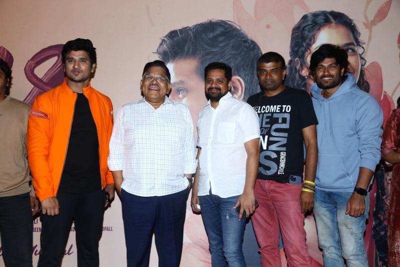 18-pages-movie-trailer-launch-12.jpg