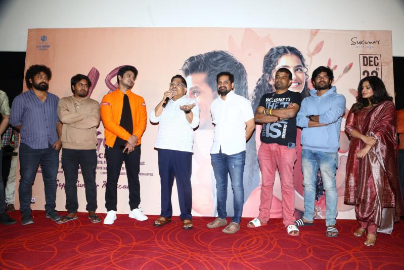 18-pages-movie-trailer-launch-15.jpg
