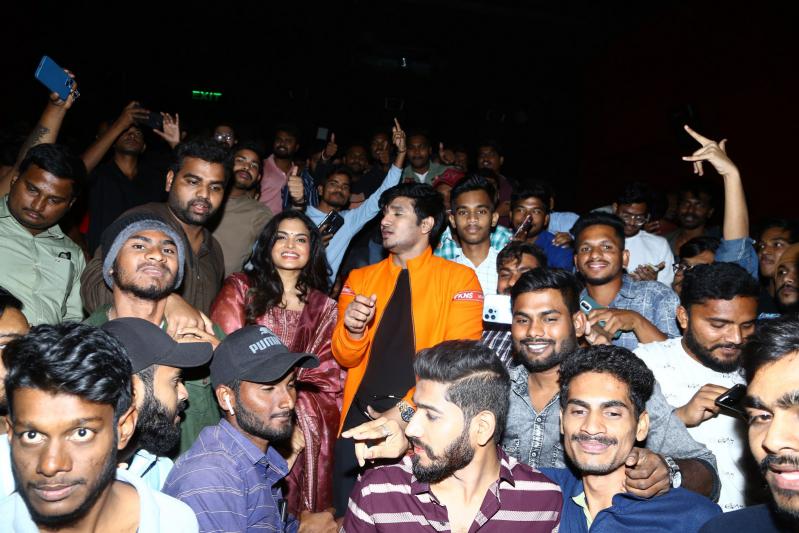 18-pages-movie-trailer-launch-20.jpg